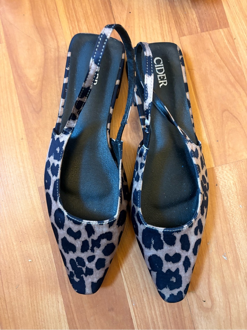 Cider Leopard Print Slingback Flats Size 7